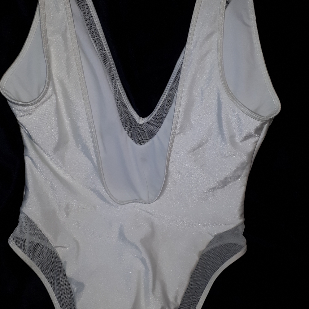 Body/Bathing Suit